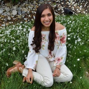 Meet your Posher, Palak!